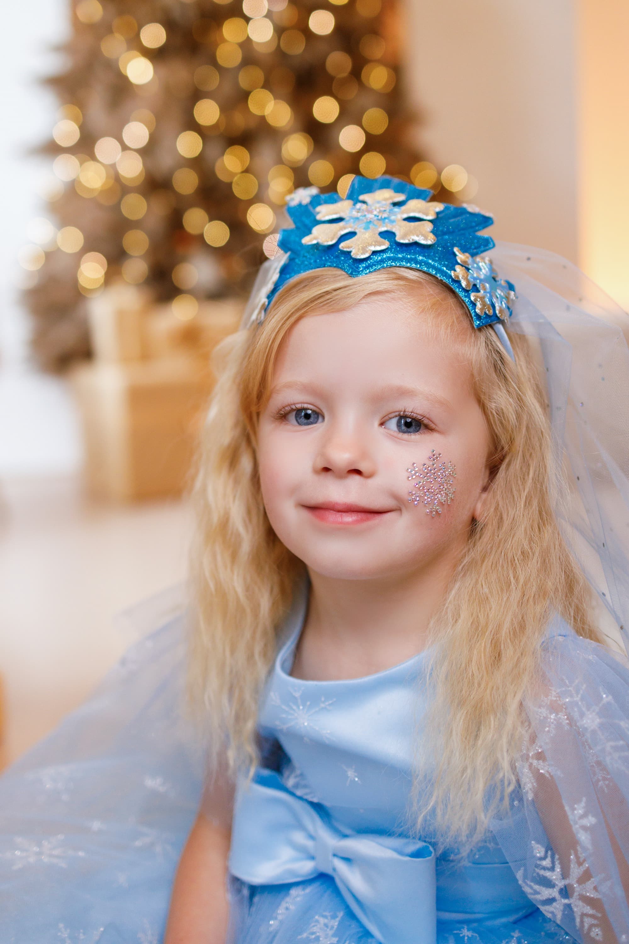 Обруч "Снігова Королева блакитна"