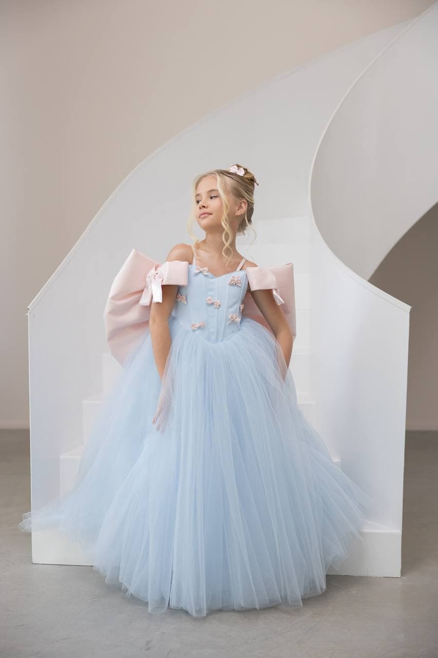Сукня "Анабель" зі шлейфом