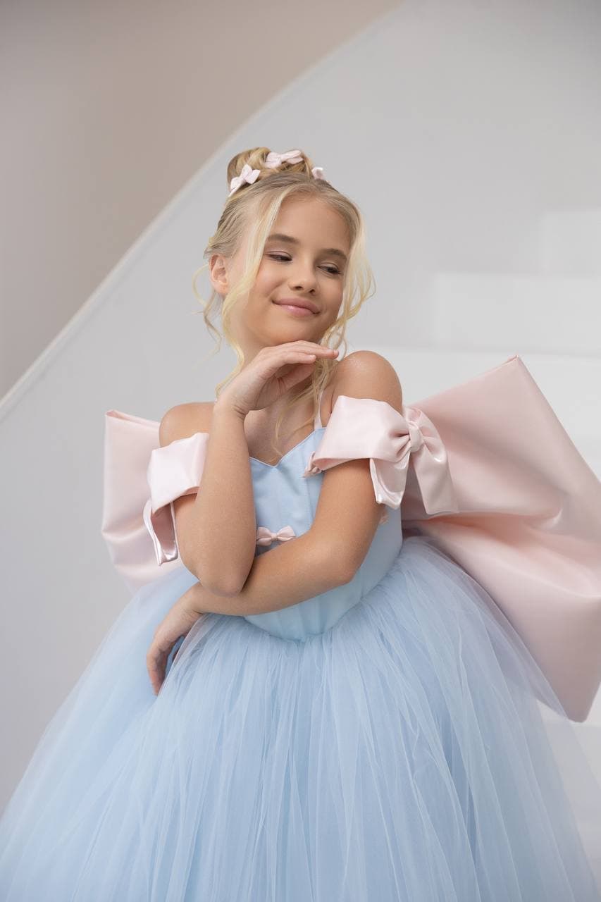 Сукня "Анабель" зі шлейфом