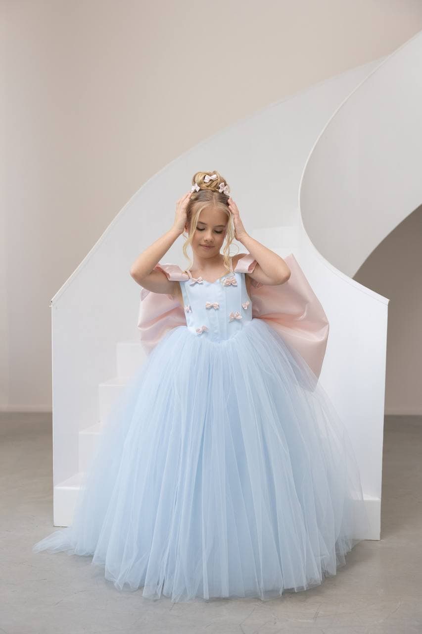 Сукня "Анабель" зі шлейфом