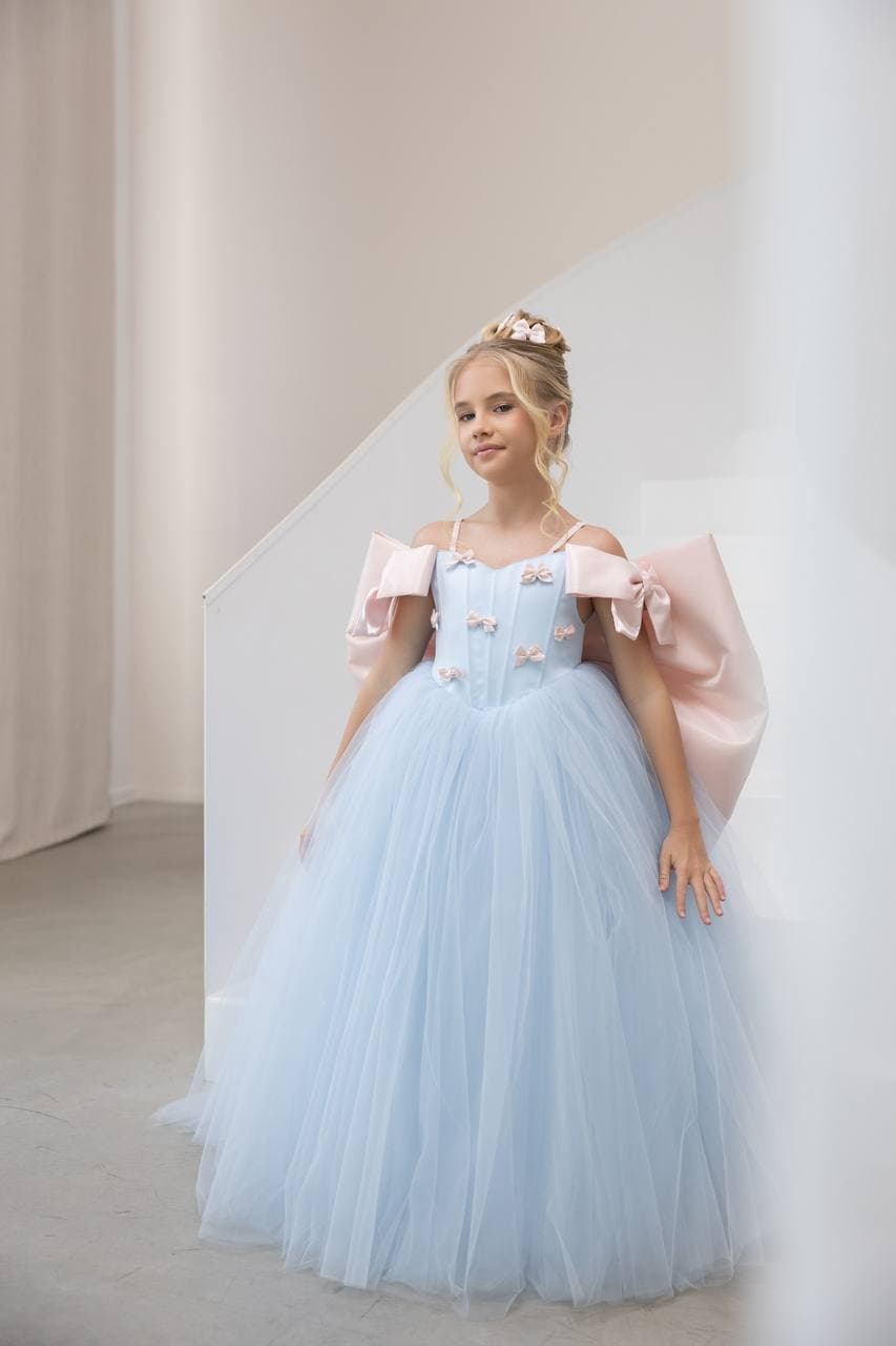 Сукня "Анабель" зі шлейфом