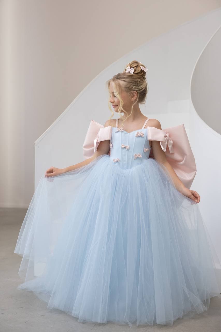 Сукня "Анабель" зі шлейфом