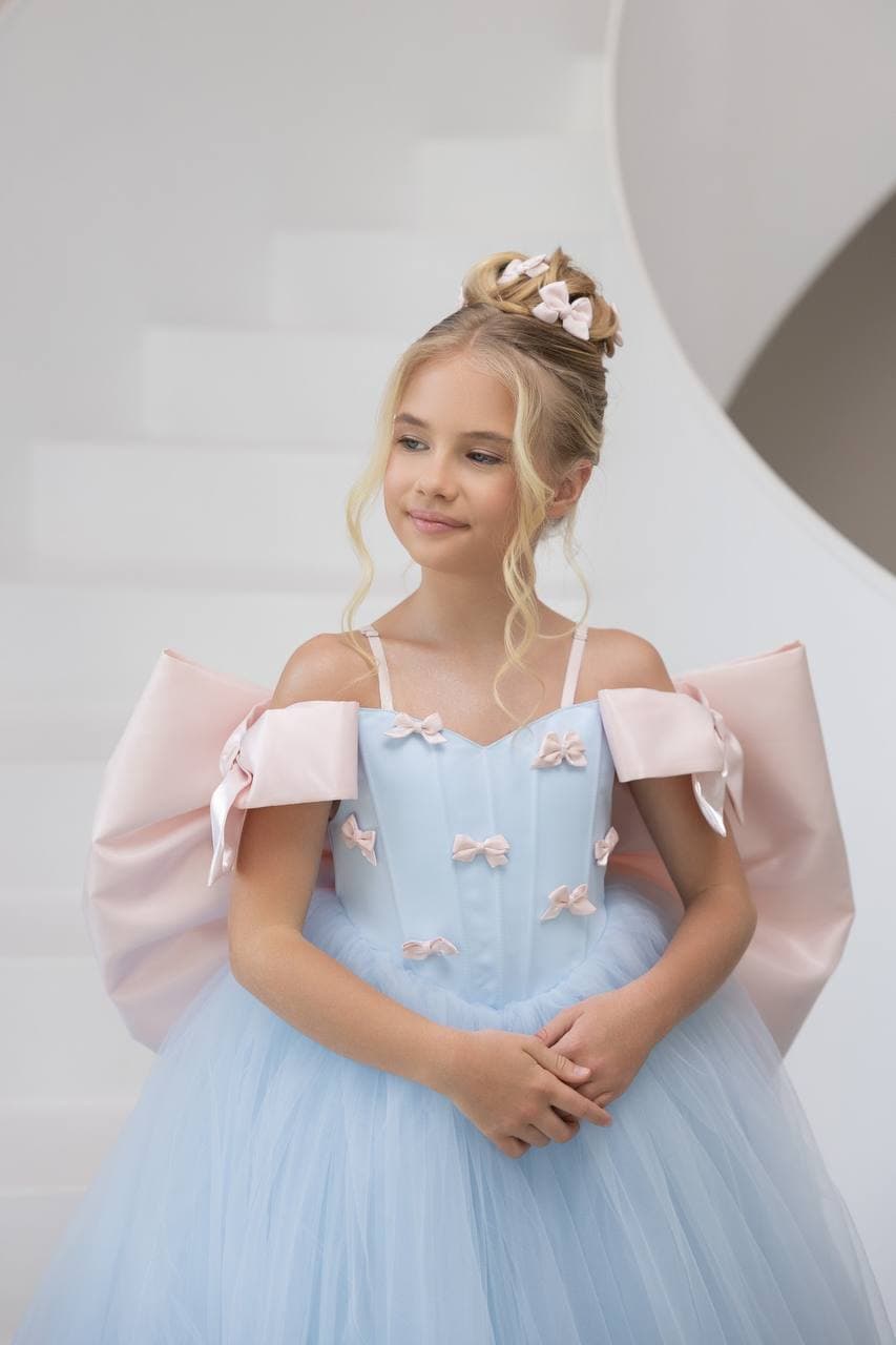 Сукня "Анабель" зі шлейфом