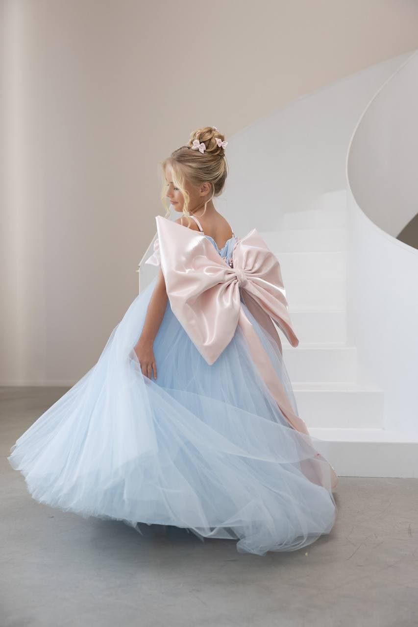 Сукня "Анабель" зі шлейфом