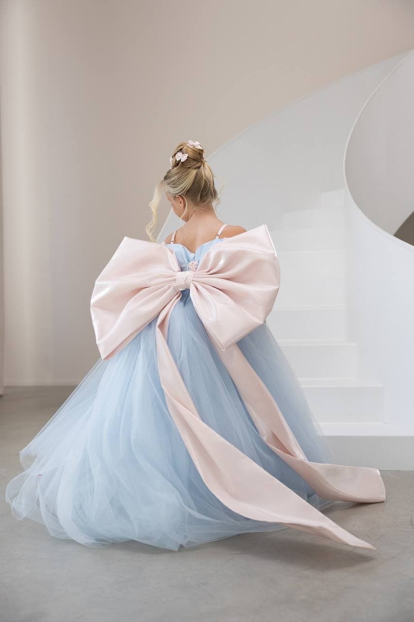 Сукня "Анабель" зі шлейфом