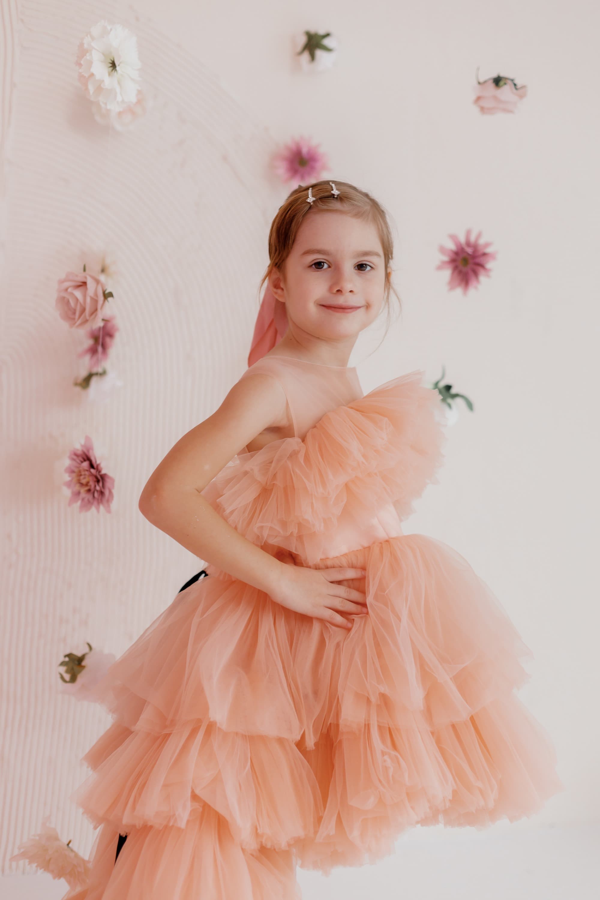 Сукня "Арніка" колір персик ОРЕНДА 6-7 років