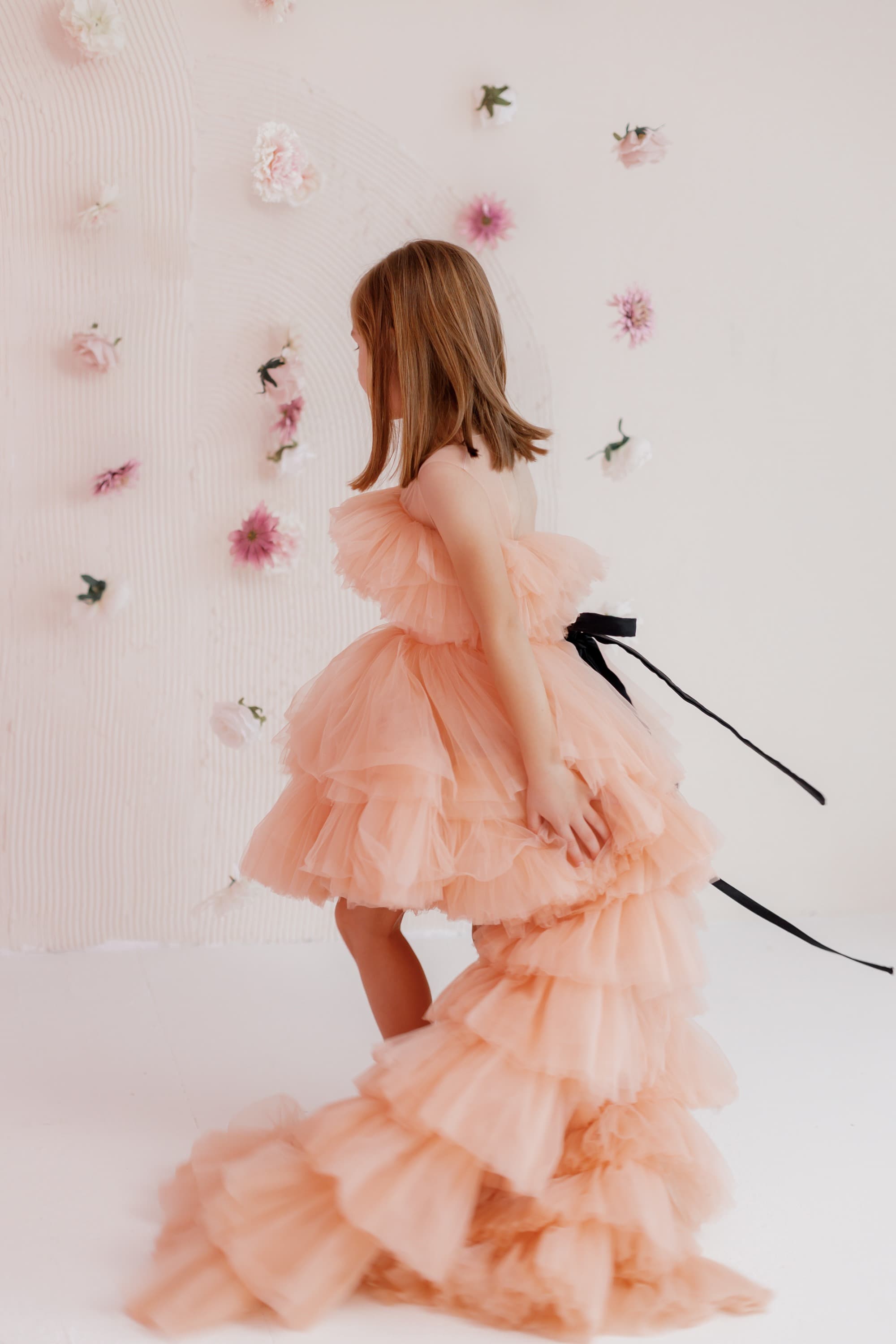 Сукня "Арніка" колір персик ОРЕНДА 6-7 років