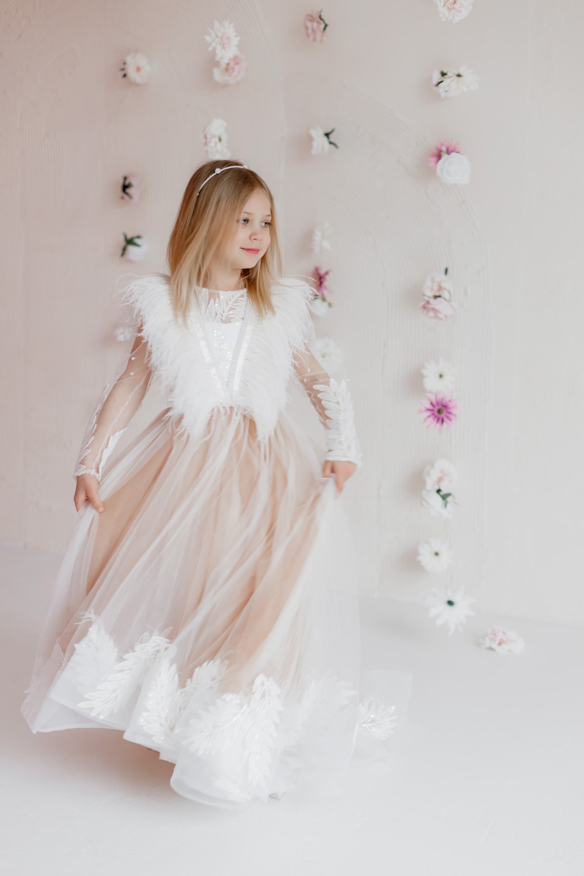 Сукня "Джоан" колір беж ОРЕНДА 6 років