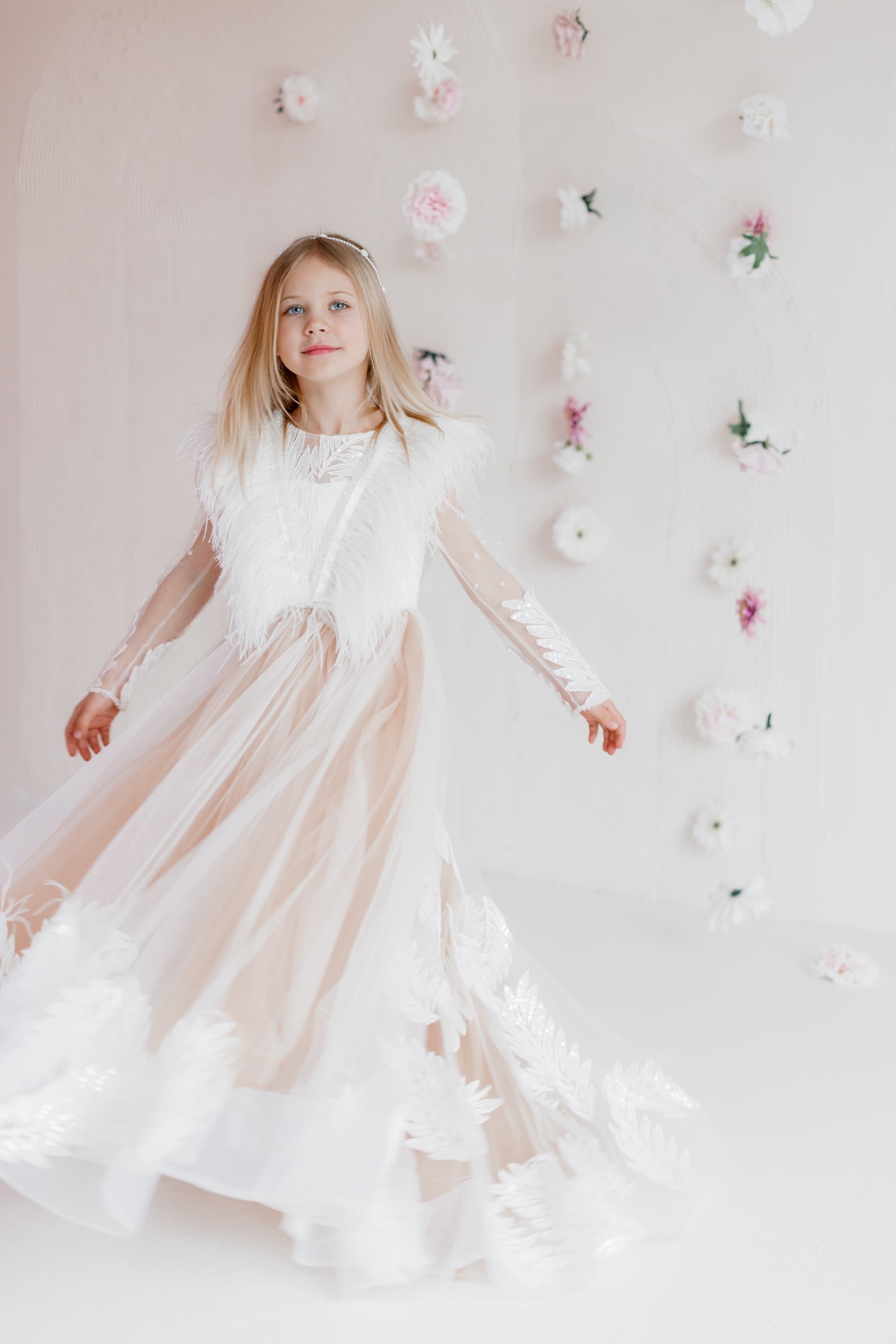 Сукня "Джоан" колір беж ОРЕНДА 6 років