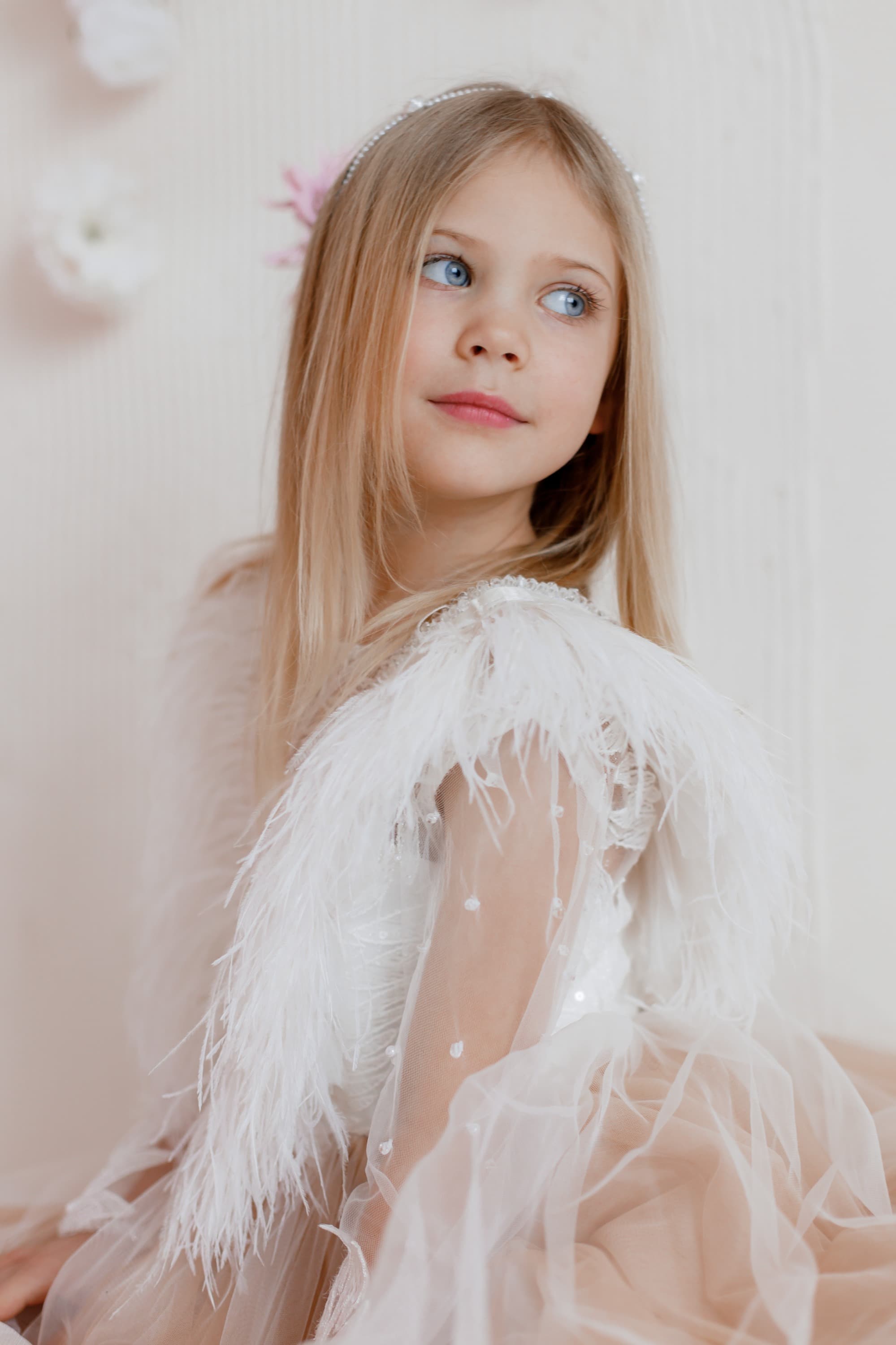 Сукня "Джоан" колір беж ОРЕНДА 6 років