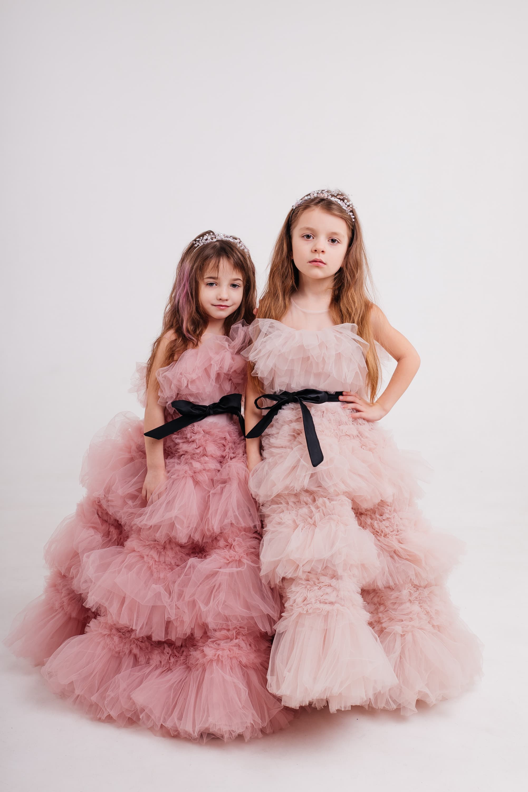 Сукня "Лора" колір пильна троянда ОРЕНДА 6 років