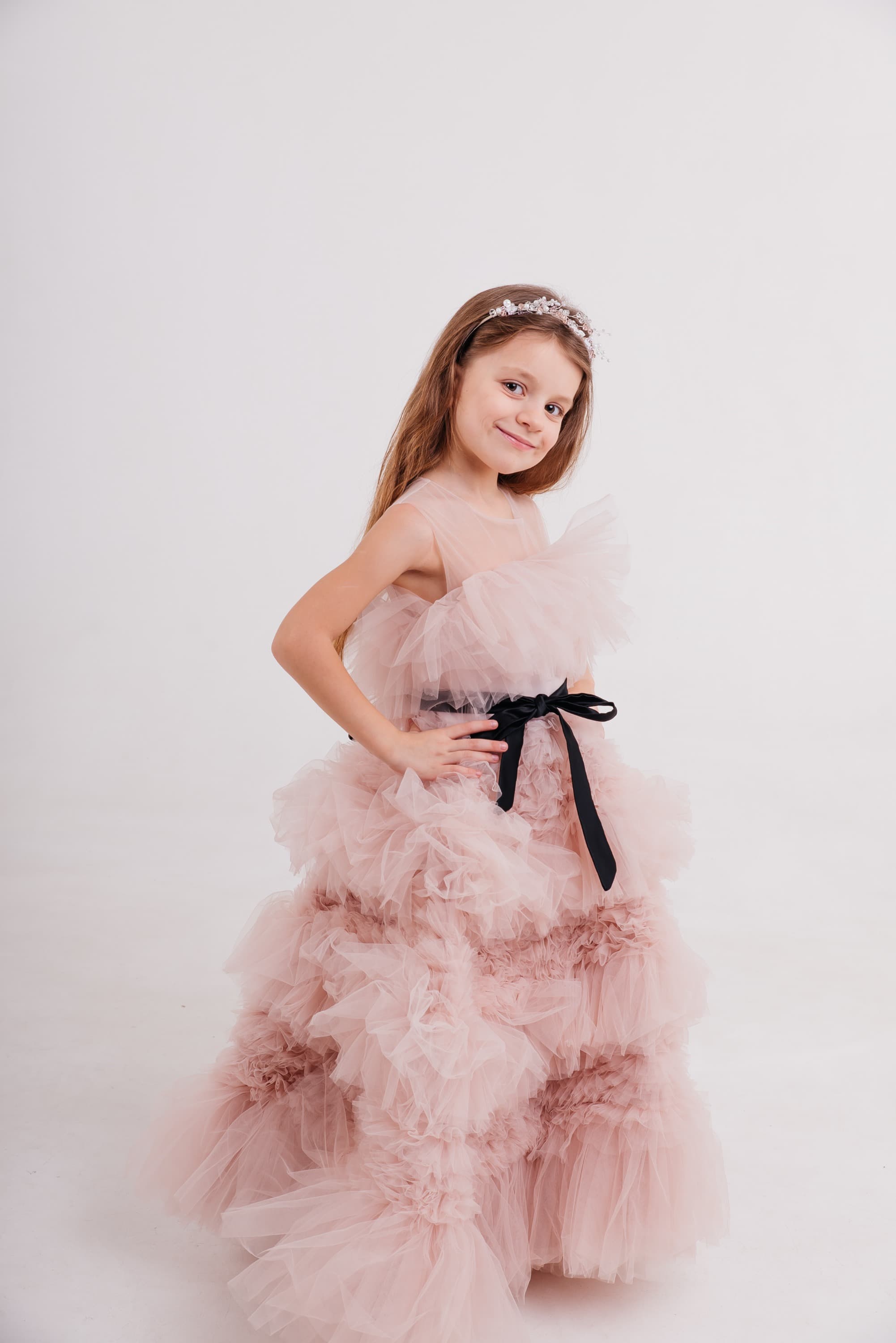 Сукня "Лора" колір нюд ОРЕНДА 6 років