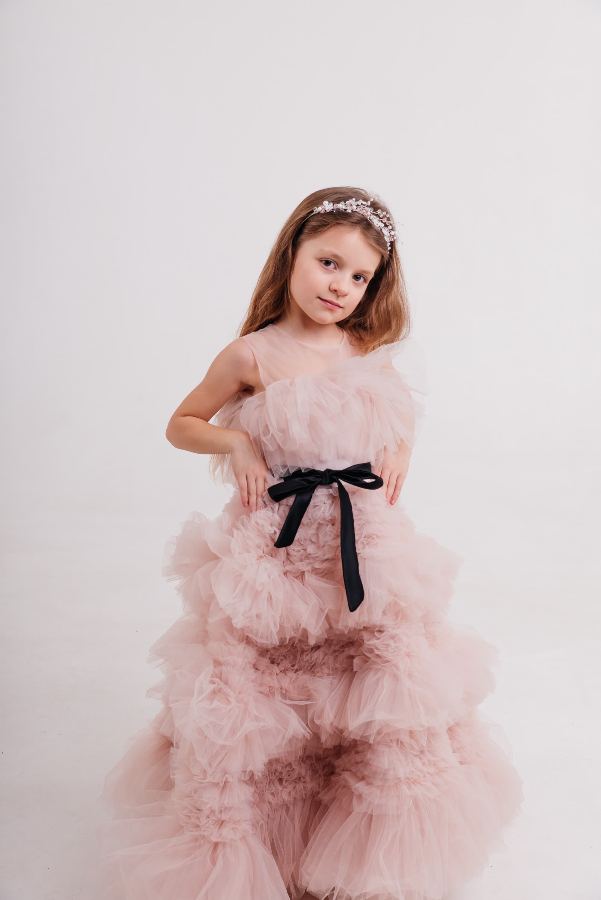 Сукня "Лора" колір нюд ОРЕНДА 6 років