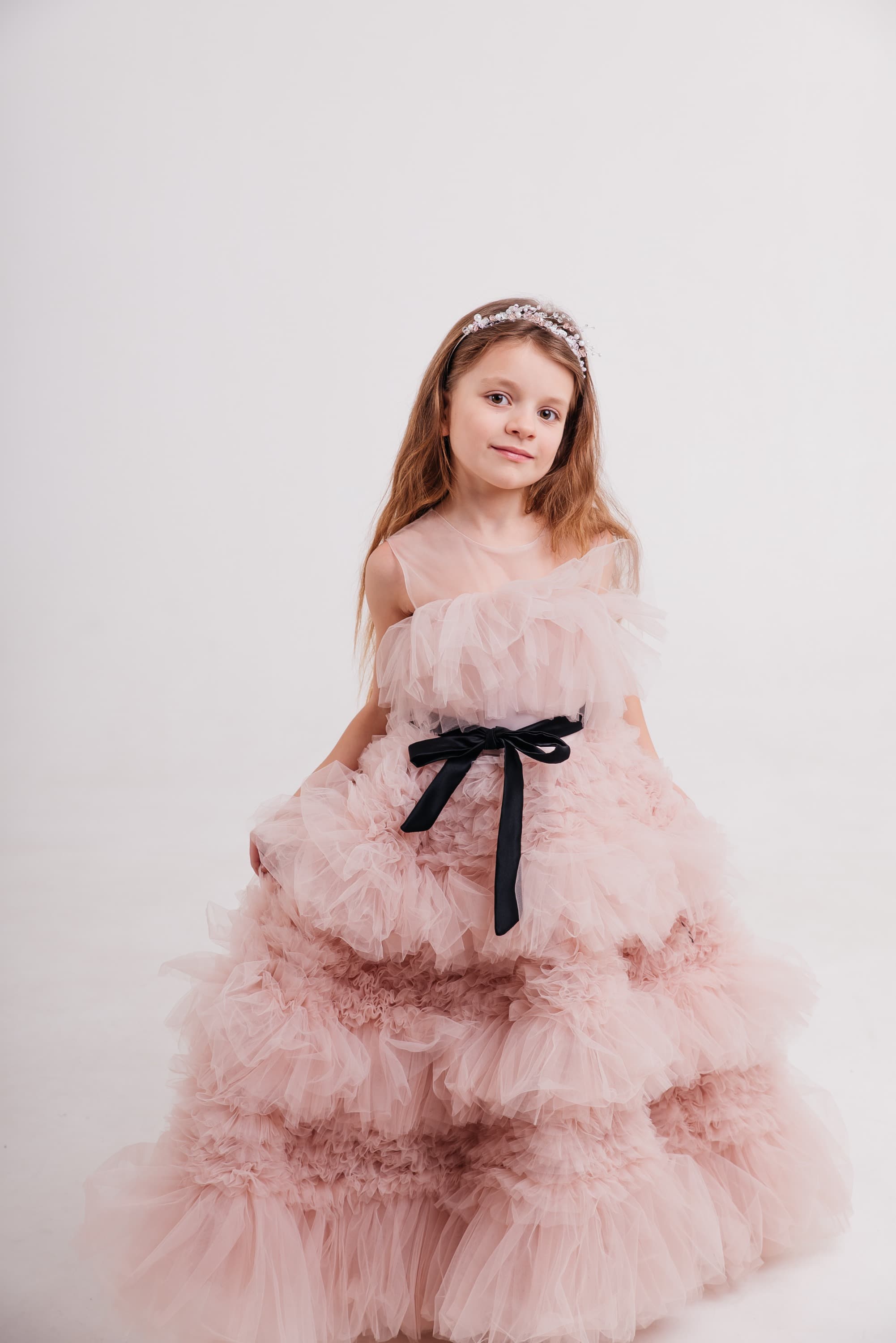 Сукня "Лора" колір нюд ОРЕНДА 6 років