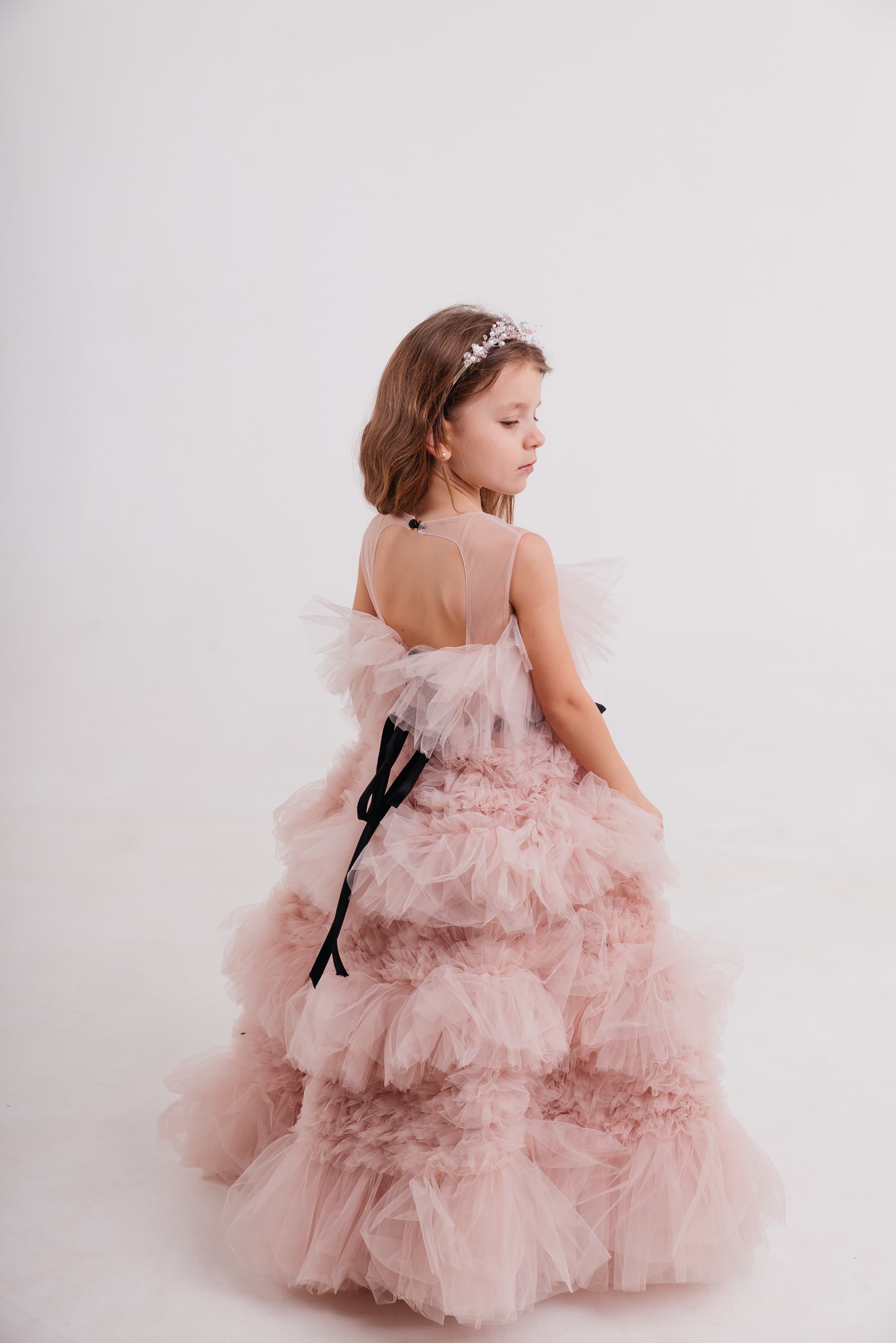 Сукня "Лора" колір нюд ОРЕНДА 6 років