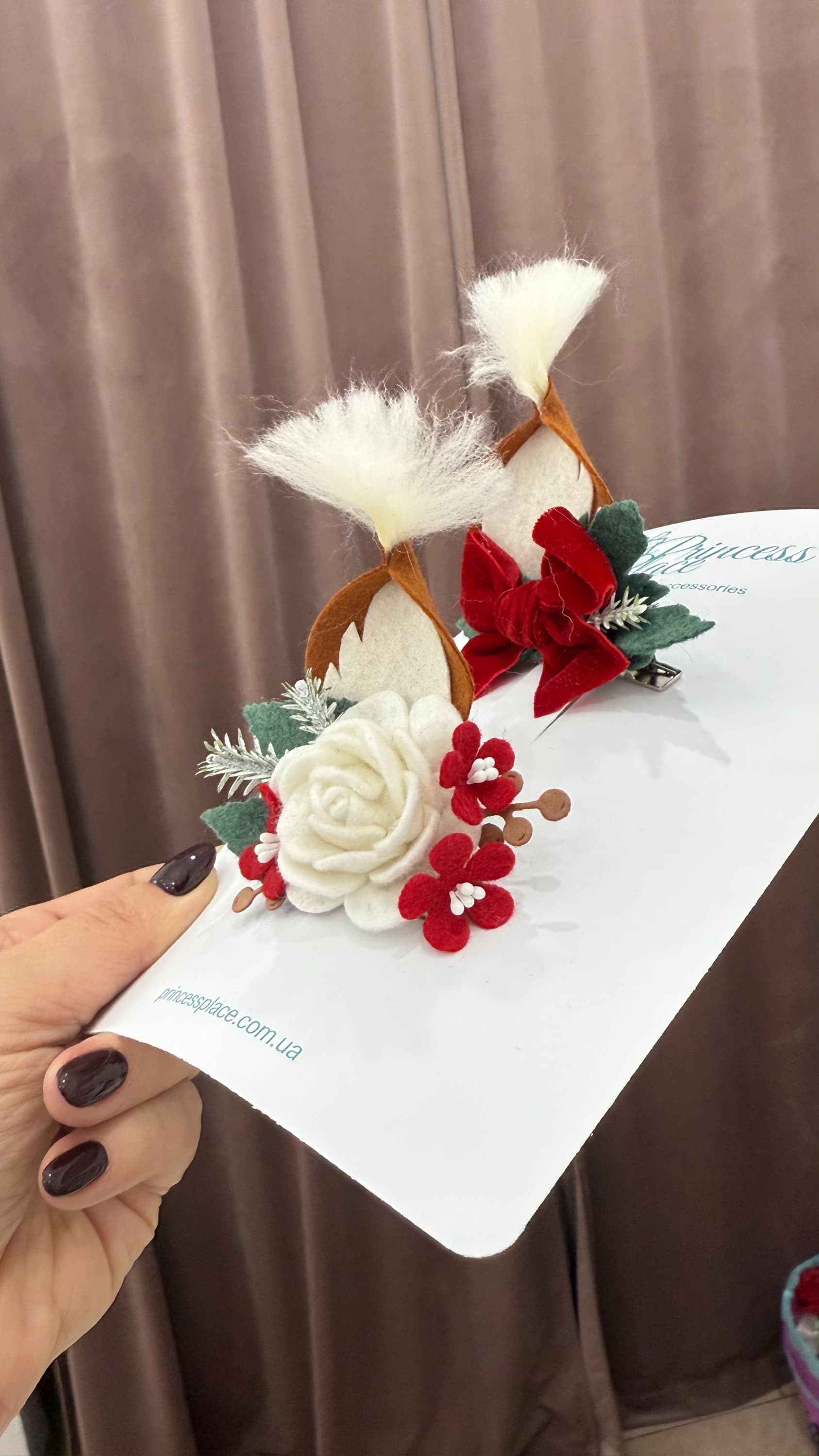 Заколки "Вушка білочки" новорічні