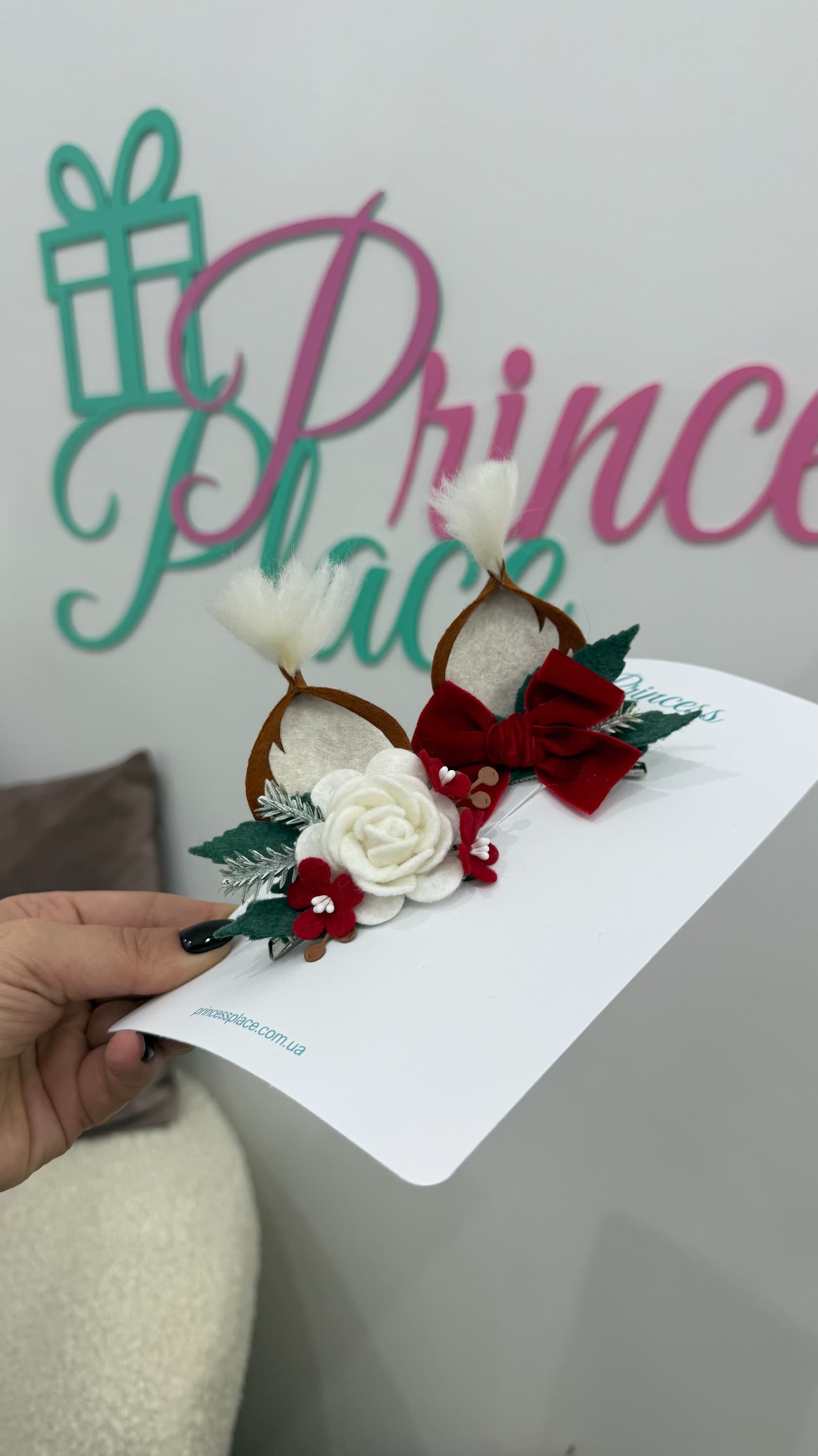 Заколки "Вушка білочки" новорічні