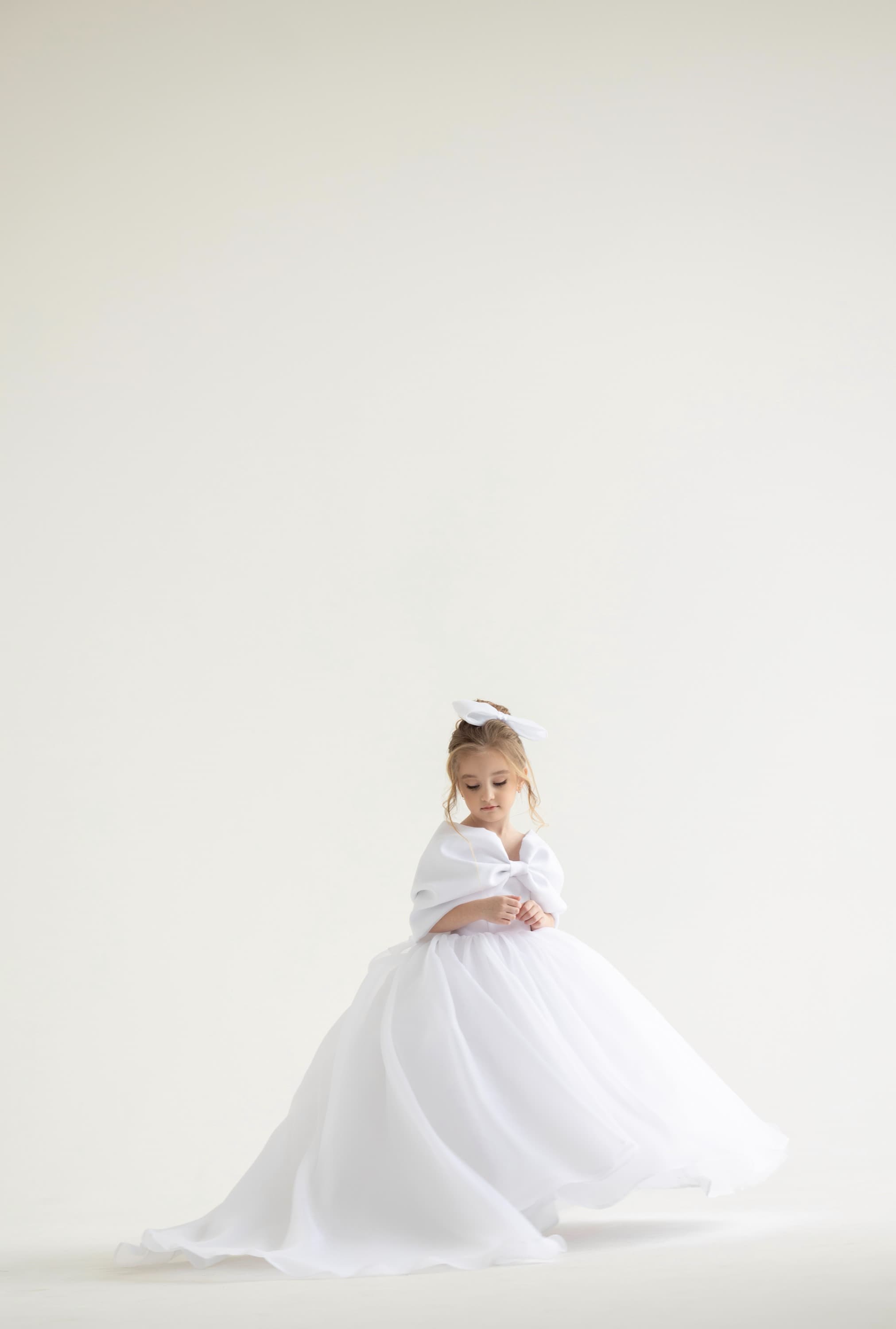 Сукня зі шлейфом "Жозефіна"