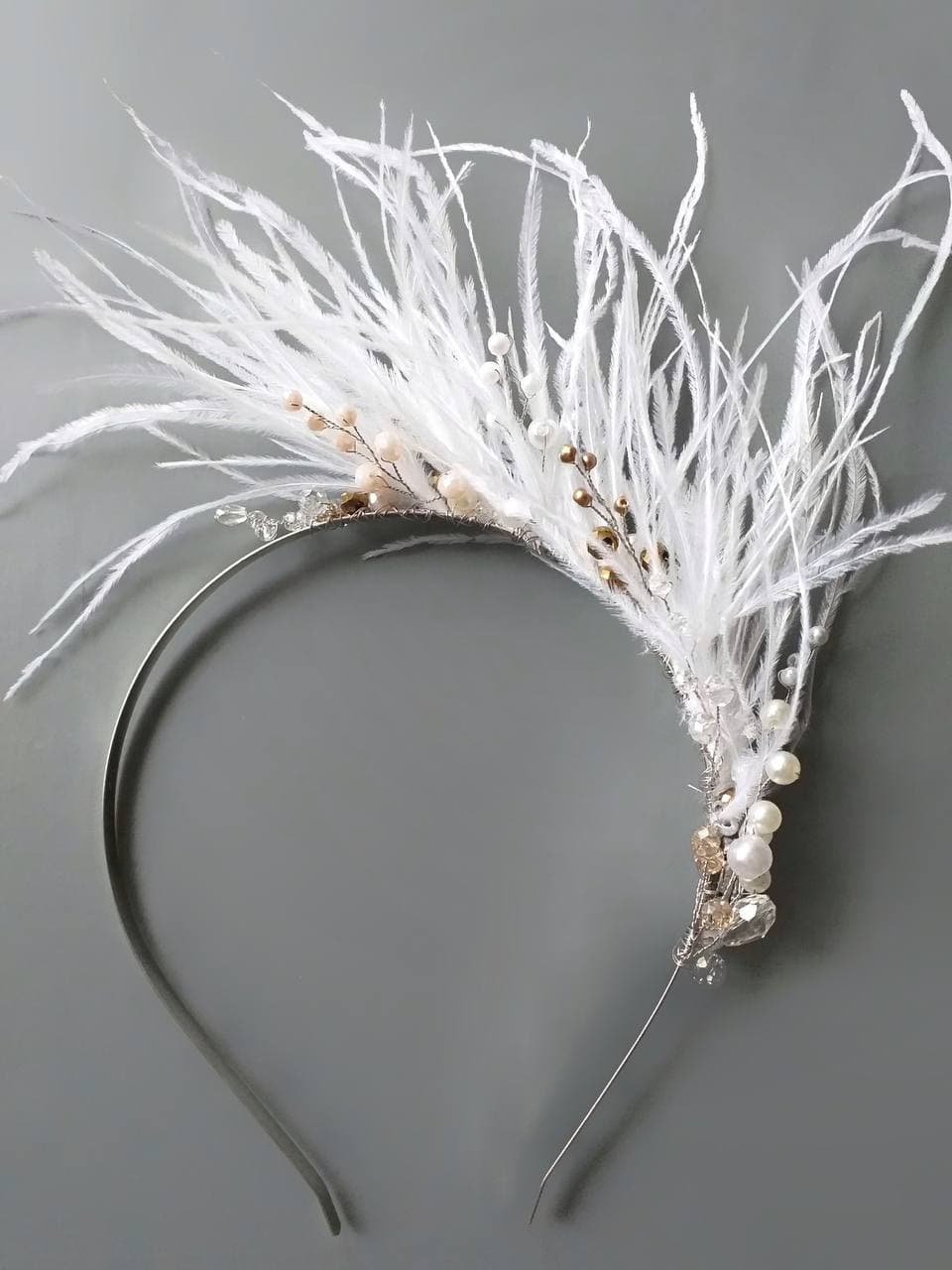 Обруч  "Легкість Пір'я" білий