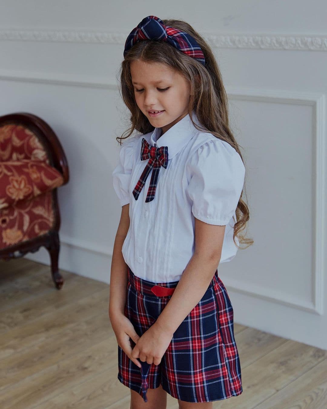 Обруч з вузлом